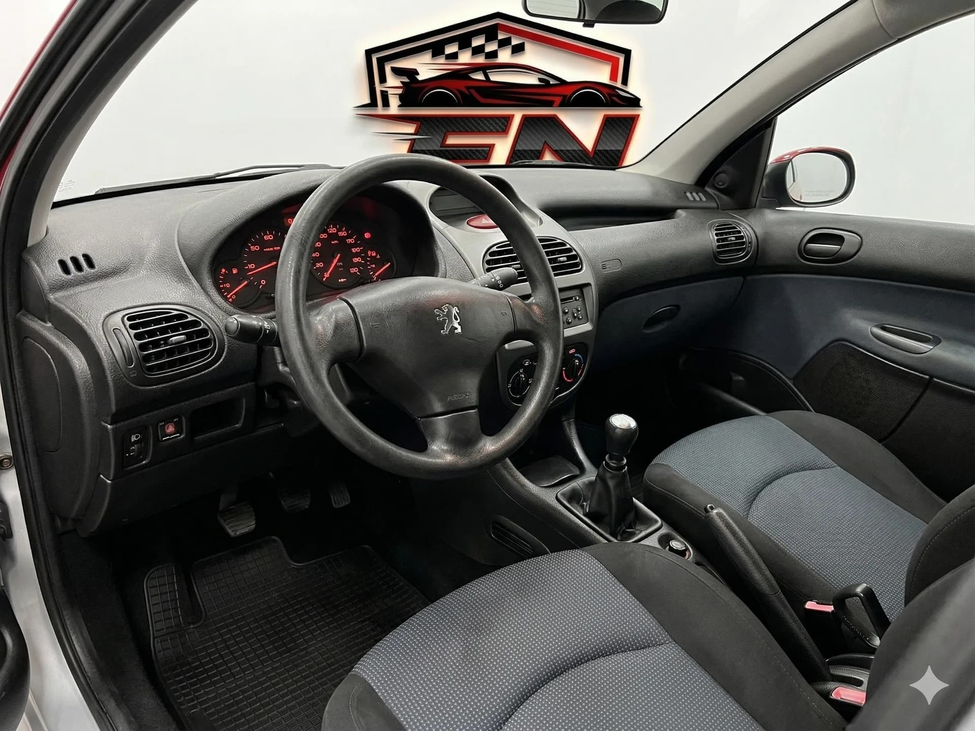 Peugeot 206 2006 - coche ocasión Almazora 9