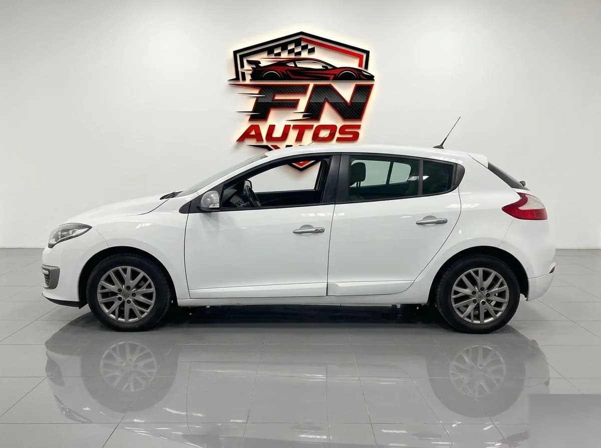 Renault Megane TCe 2014 - coche ocasión Almazora 2